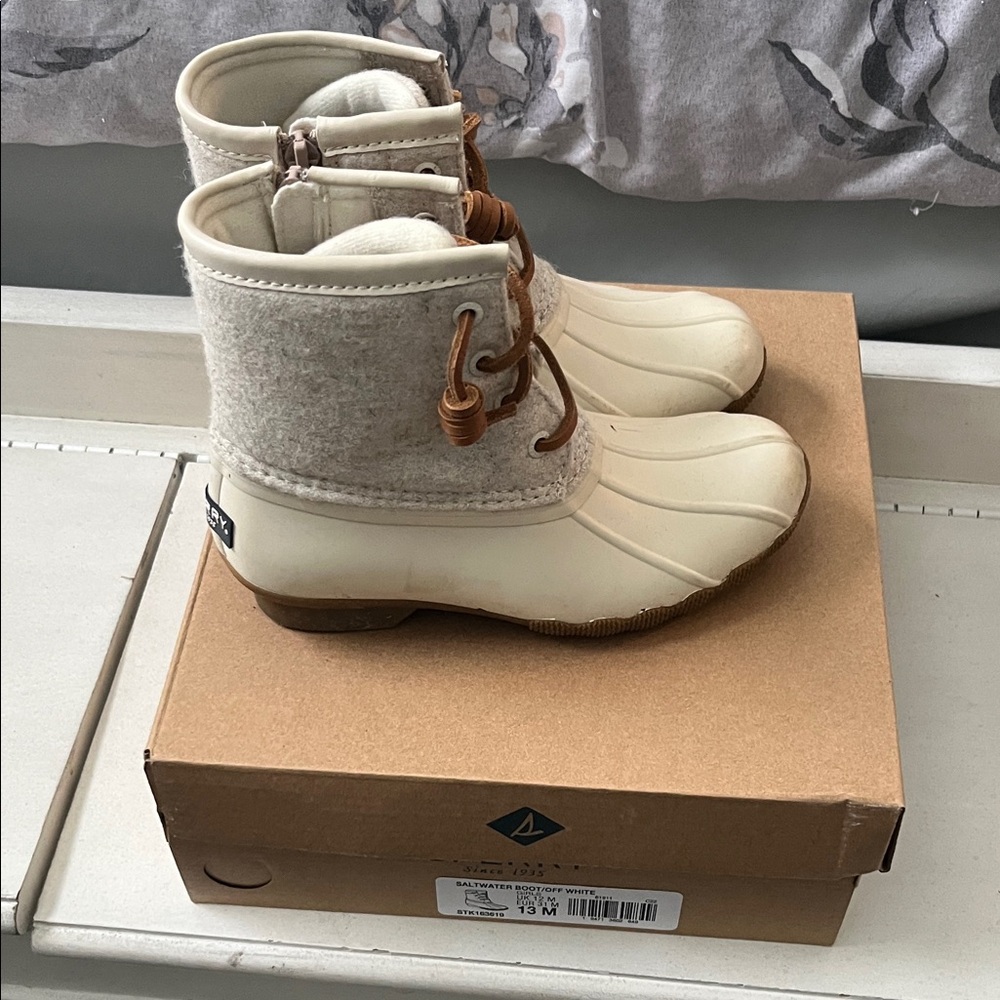 Sperry Cream and Tan Duck Boots